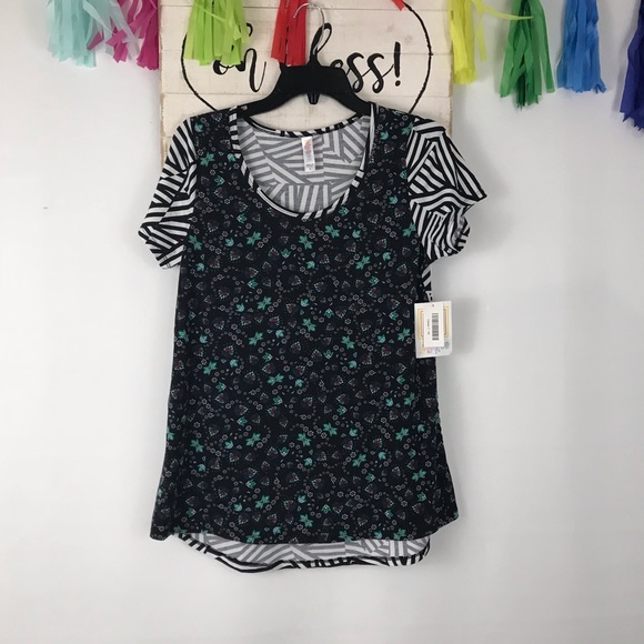 NWT LuLaRoe Classic T abstract design tee - Picture 2 of 3